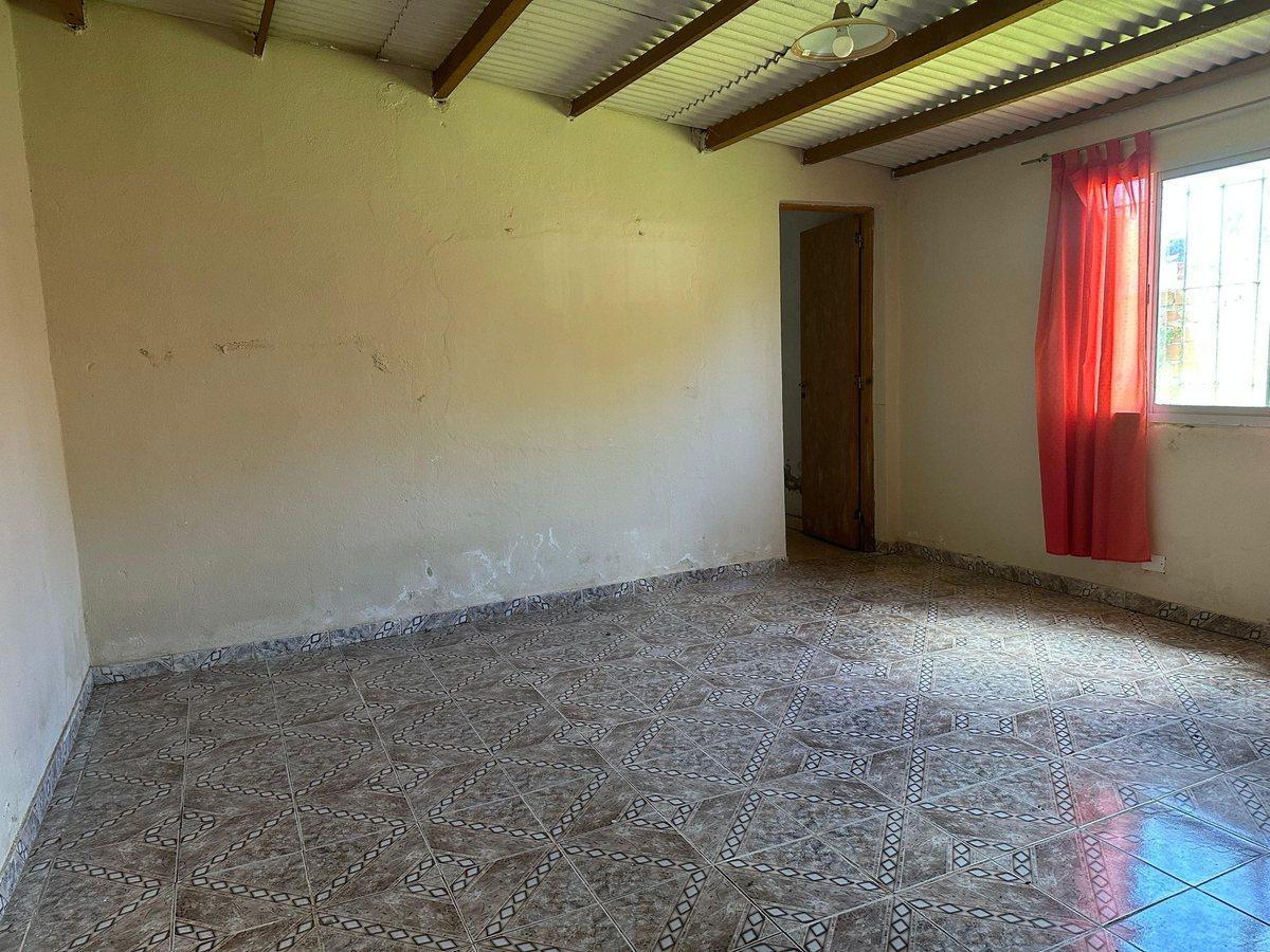 Foto de CASA EN VENTA MAR DE AJO CON AMPLIO PATIO, imagen 3