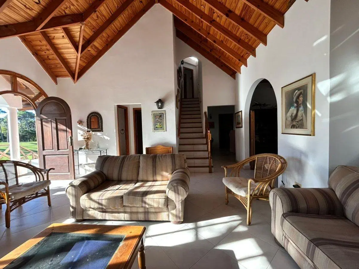 VENTA CASA 4 AMBIENTES PINAMAR VISTA AL GOLF 3