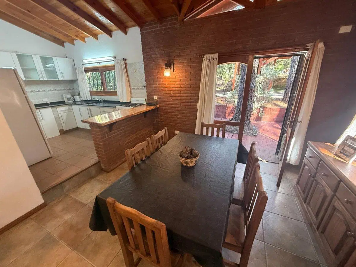 Venta casa Mar Azul 4 ambientes cerca del  mar 4