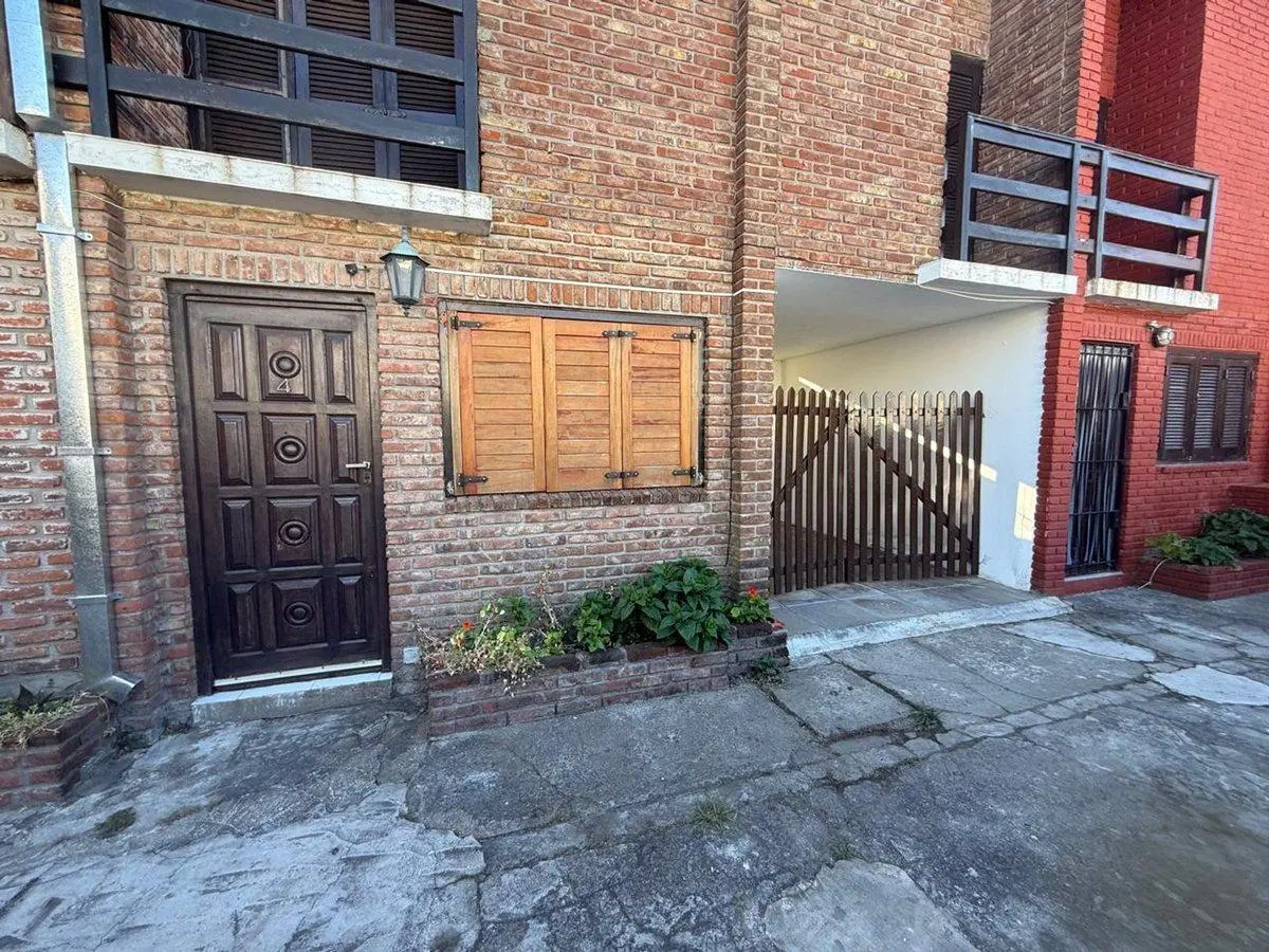 DUPLEX VENTA 3 AMBIENTES SANTA TERESITA COCHERA 3