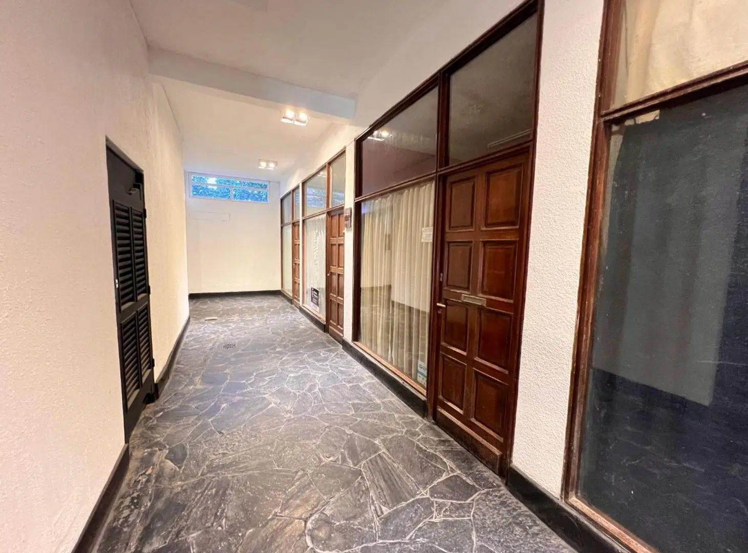 Venta Local Pinamar centro 5