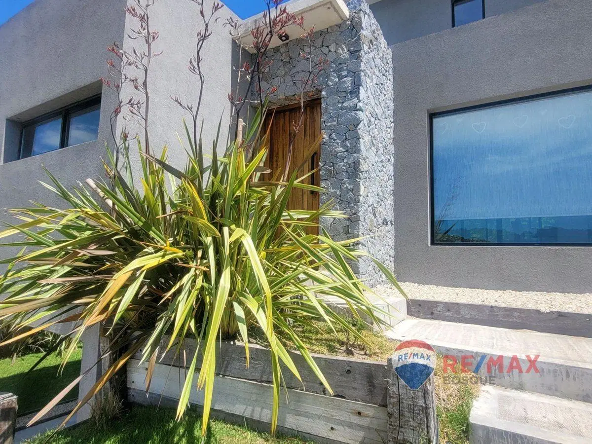 VENTA CASA COSTA ESMERALDA RESIDENCIAL II GAS NAT 2
