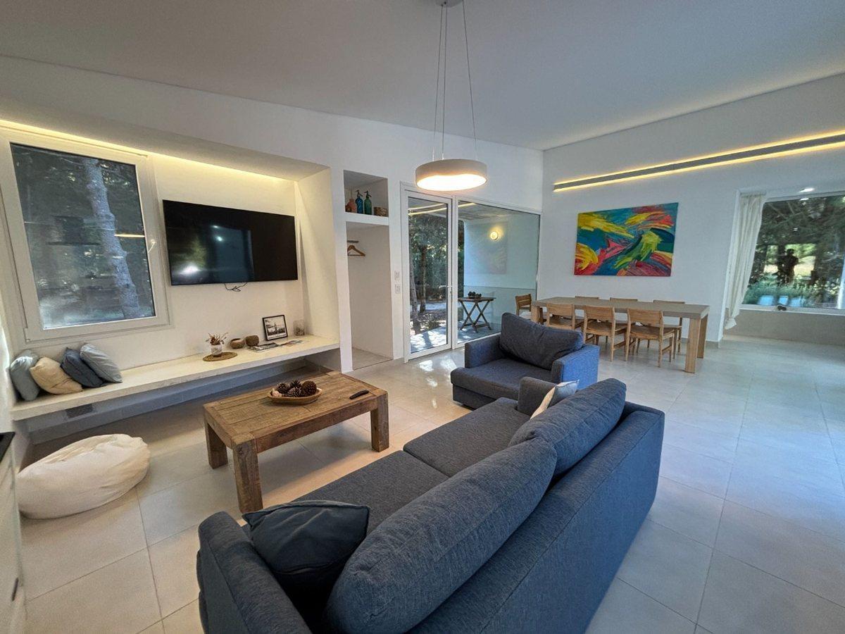 Foto de Venta casa Costa Esmeralda Barrio Bosque con Gas, imagen 2
