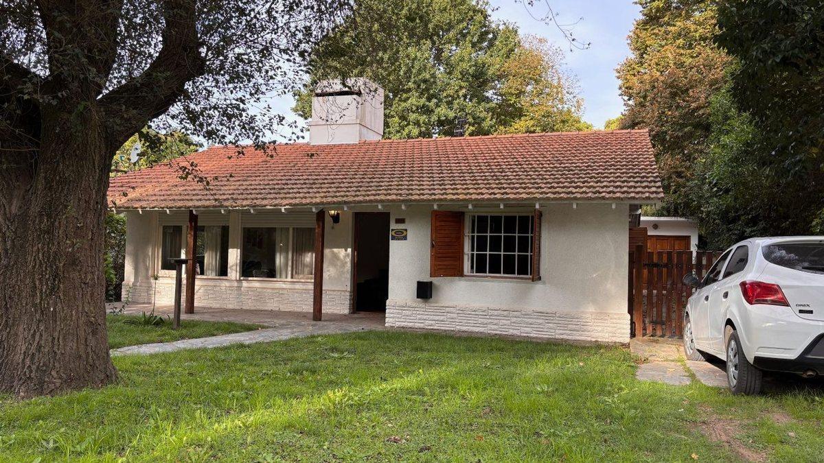 Venta Casa Pinamar Zona B5 a 200 mtrs del centro