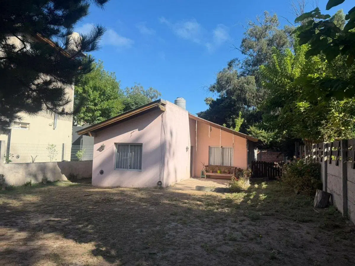 Casa en Venta en OSTENDE 4 ambientes 2