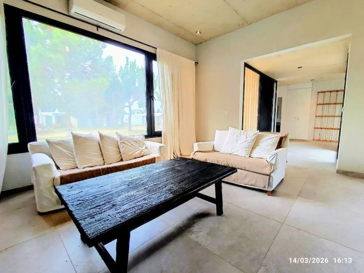 Venta Casa Costa Esmeralda 4 dormitorios y piscina 4
