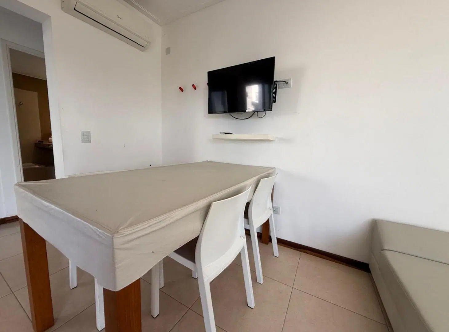 DEPARTAMENTO 2 AMBIENTES EN VENTA VILLA GESELL 4