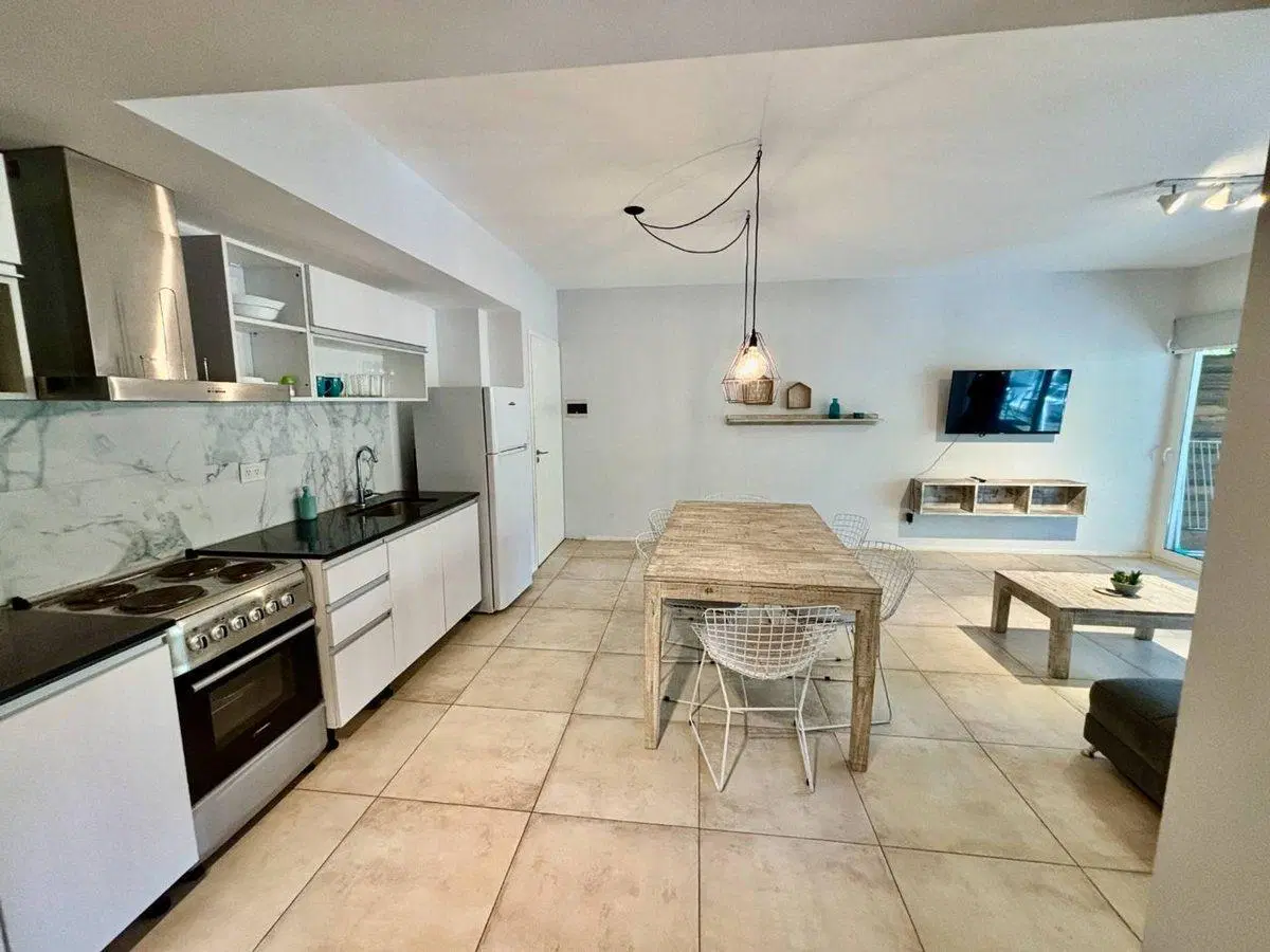 Venta departamento Pinamar 3 amb zona Centro 4