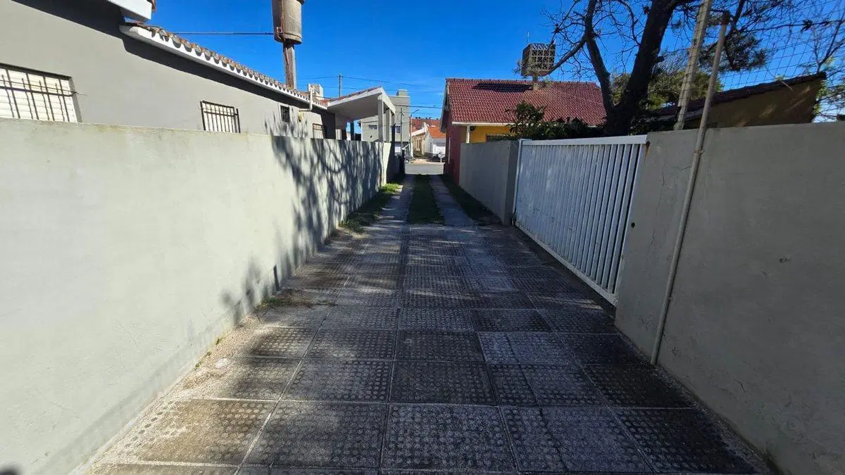 DEPARTAMENTO VENTA EN MAR DEL TUYU CON GARAGE 5