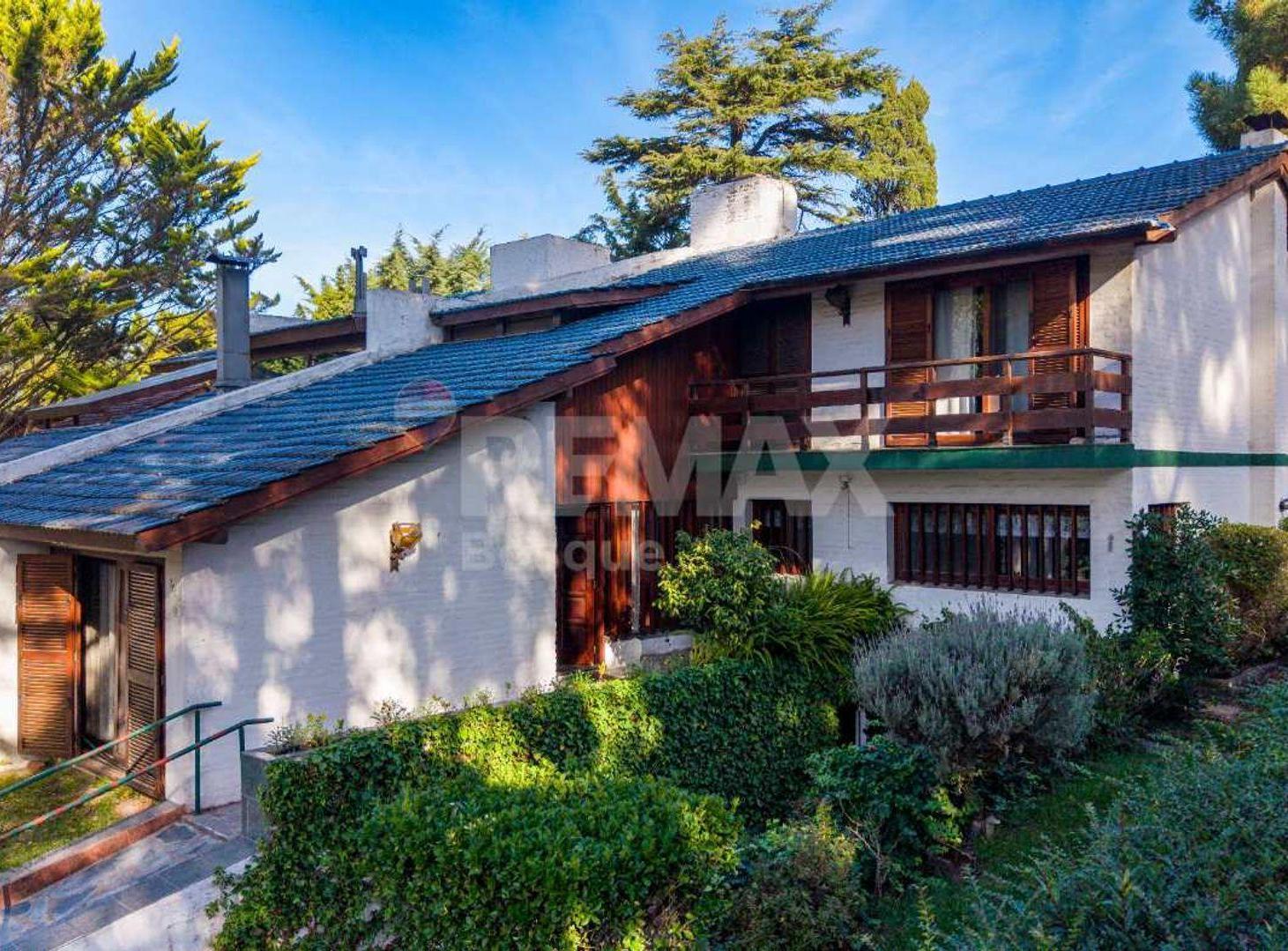 CASA EN VENTA PINAMAR ZONA CENTRO GAS NATURAL