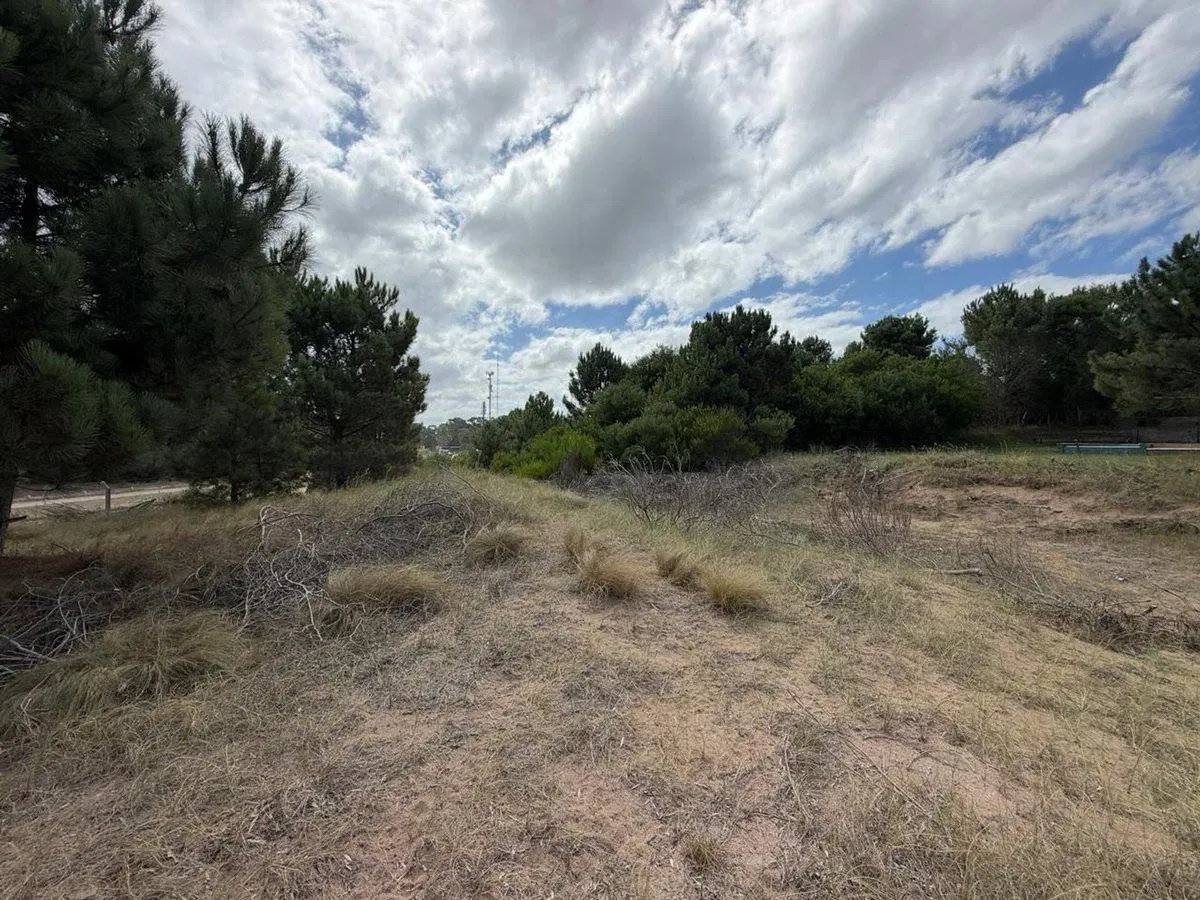 VENTA LOTE COSTA ESMERALDA BARRIO ECUESTRE 4