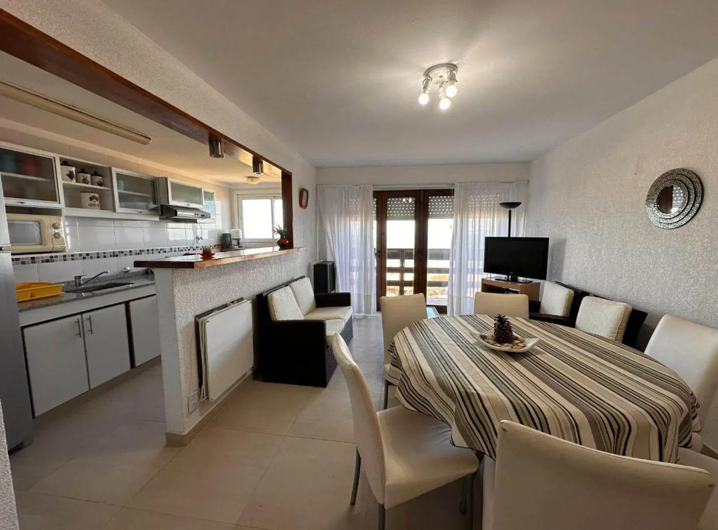VENTA DEPARTAMENTO 3 AMBIENTES PINAMAR FRENTE MAR 4