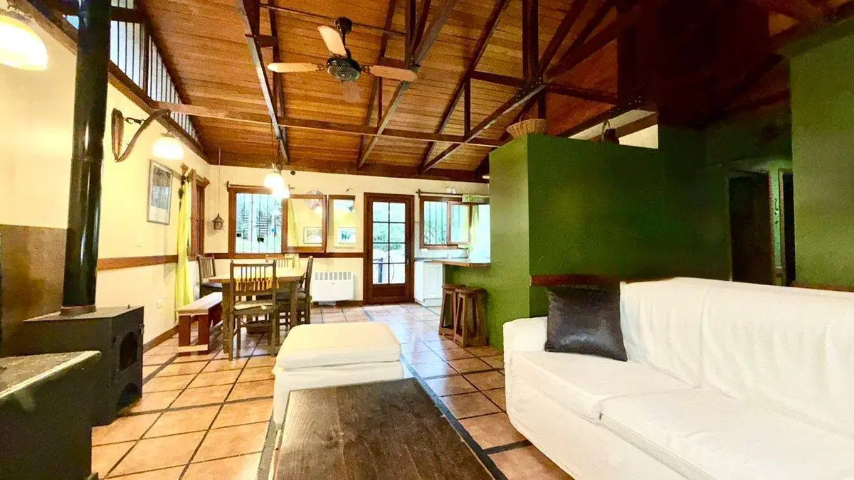 Casa en venta 4 ambientes en Carilo lote 1400m2 5