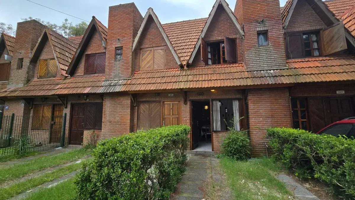 TRIPLEX EN VENTA 3 AMBIENTES SAN BERNARDO 2