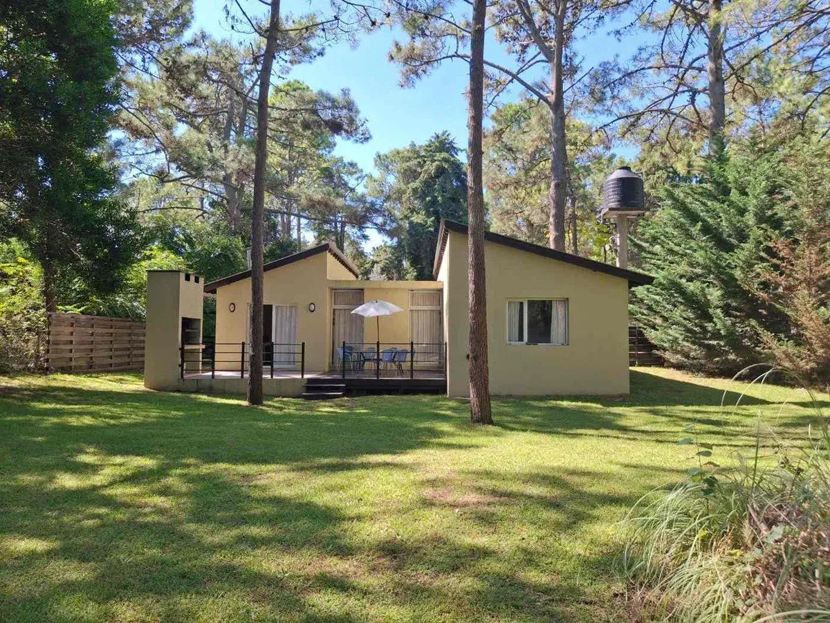 VENTA CASA 3 DORMITORIOS CARILO GAS NATURAL 5