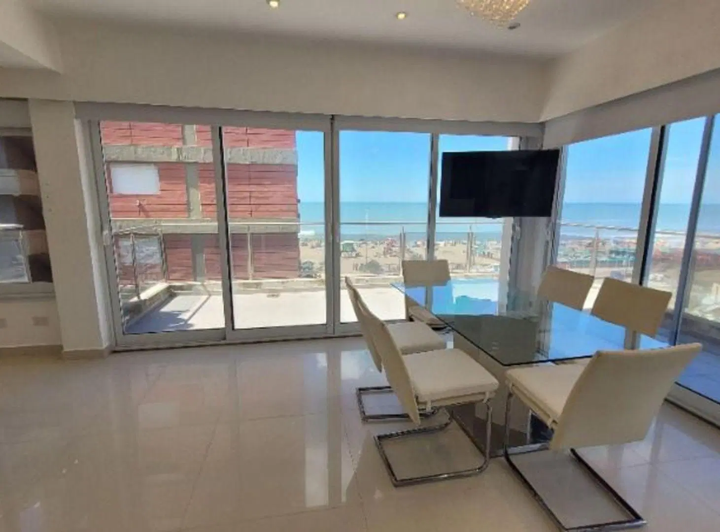 Venta departamento Villa Gesell frente al mar 5