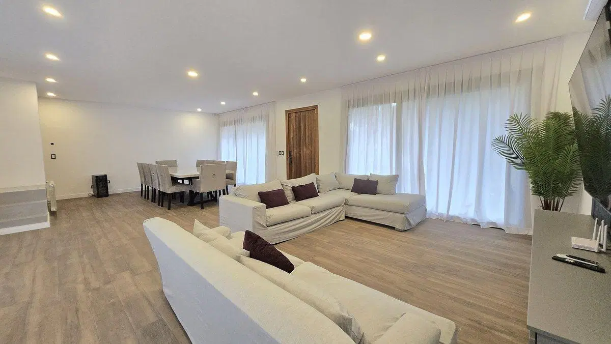 VENTA CASA COSTA ESMERALDA 5 AMBIENTES 5