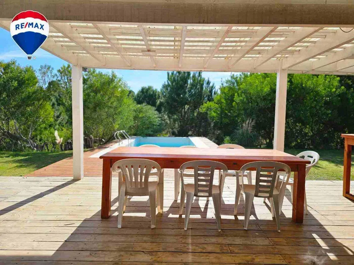 CASA VENTA COSTA ESMERALDA 5 AMBIENTES 3