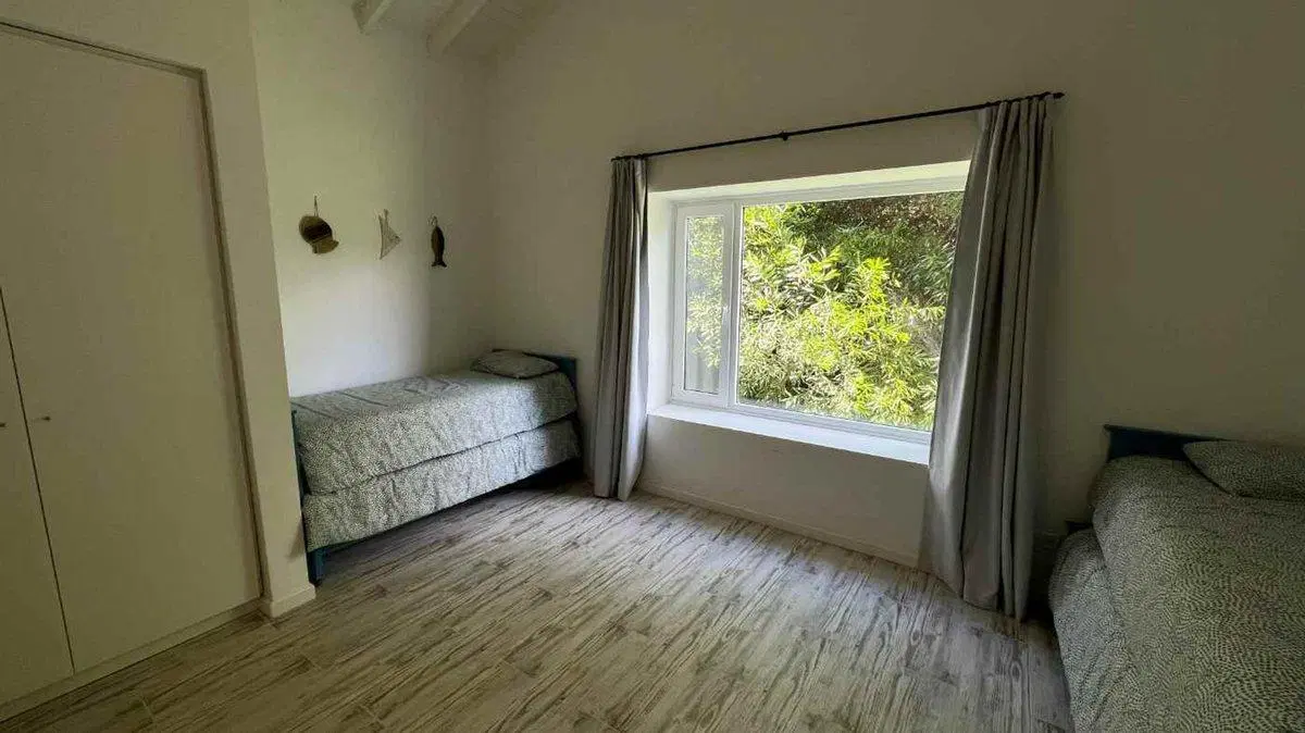 VENTA CASA 4 AMBIENTES BARRIO GOLF COSTA ESMERALDA 3
