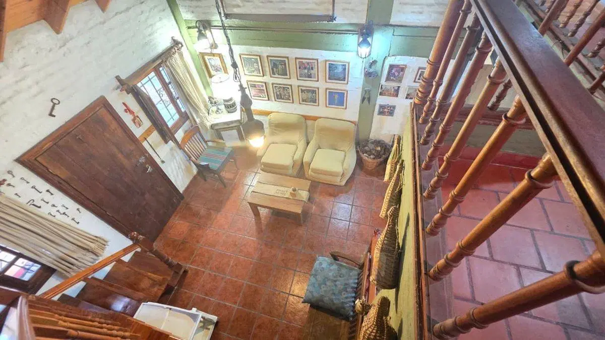 VENTA DE CASA 4 AMBIENTES EN SAN BERNARDO 5