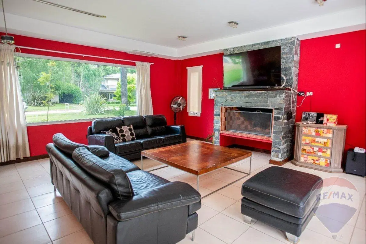 VENTA PERMUTA CASA LA HERRADURA PINAMAR 3