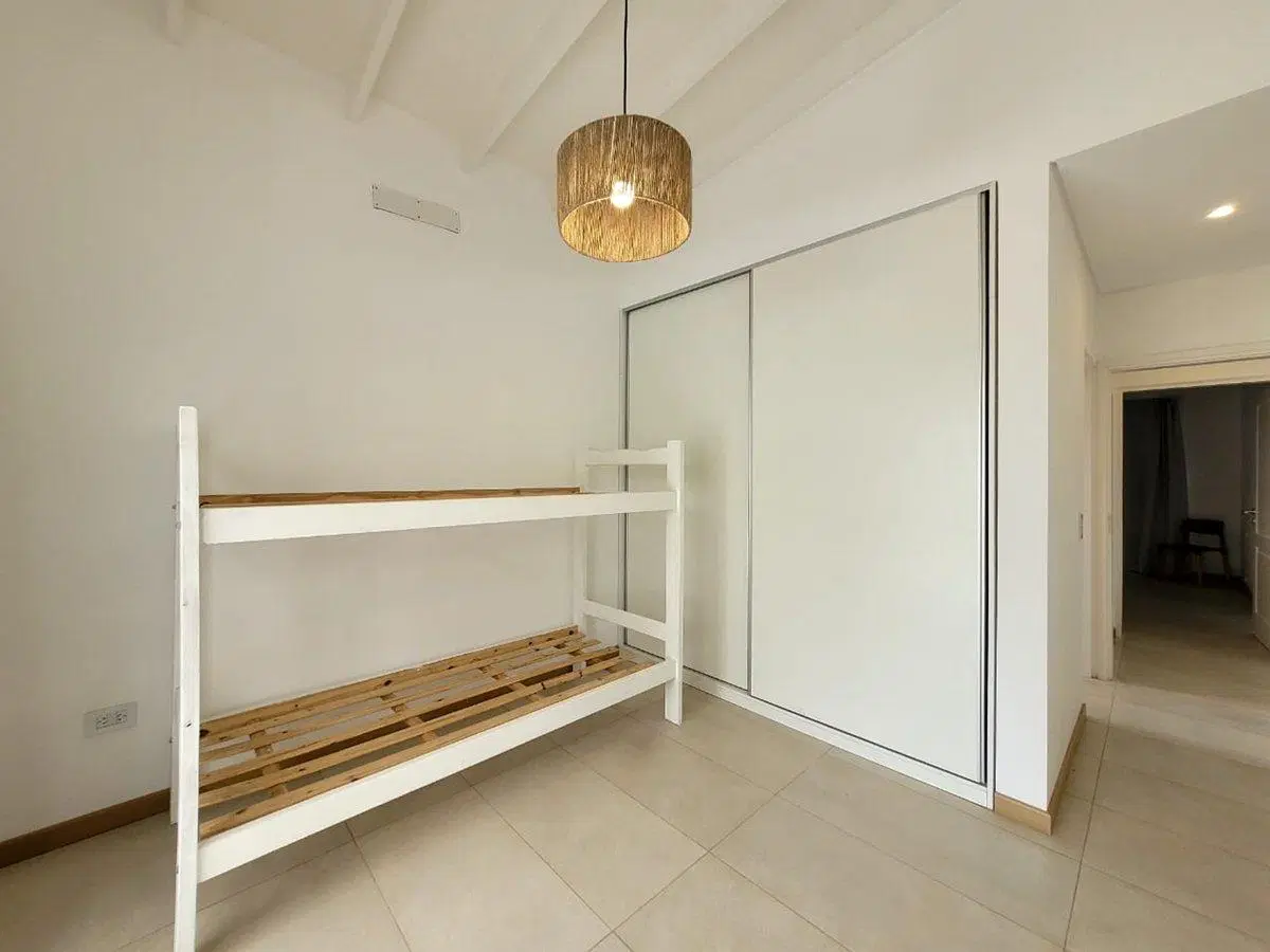 VENTA CASA COSTA ESMERALDA GAS PISCINA 4 SUITES 3