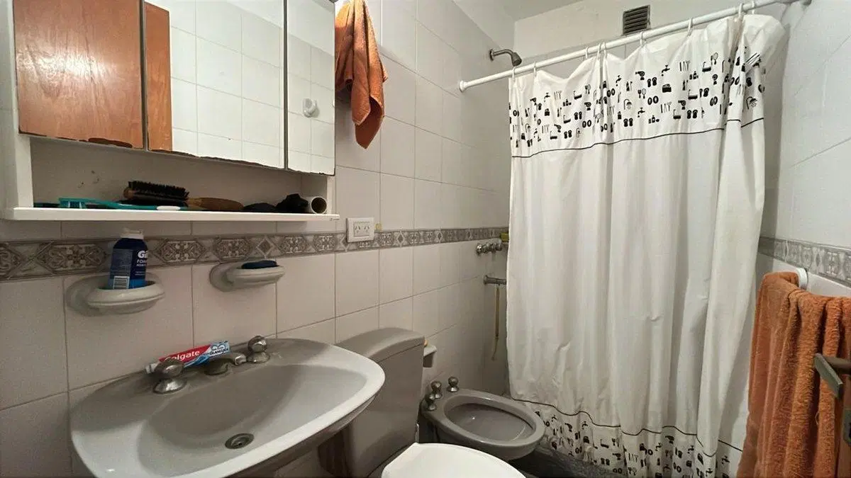 VENTA DE DEPARTAMENTO EN PINAMAR CON COCHERA. 5