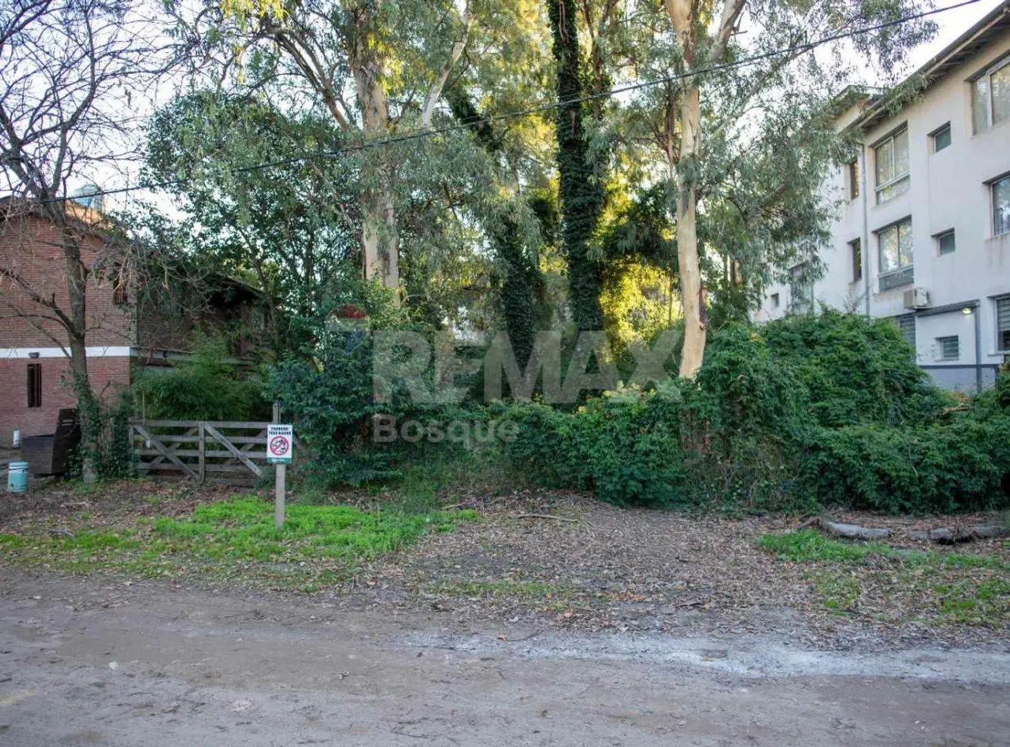 VENTA TERRENO MULTIFAMILIAR PINAMAR ZONA DUPLEX 2