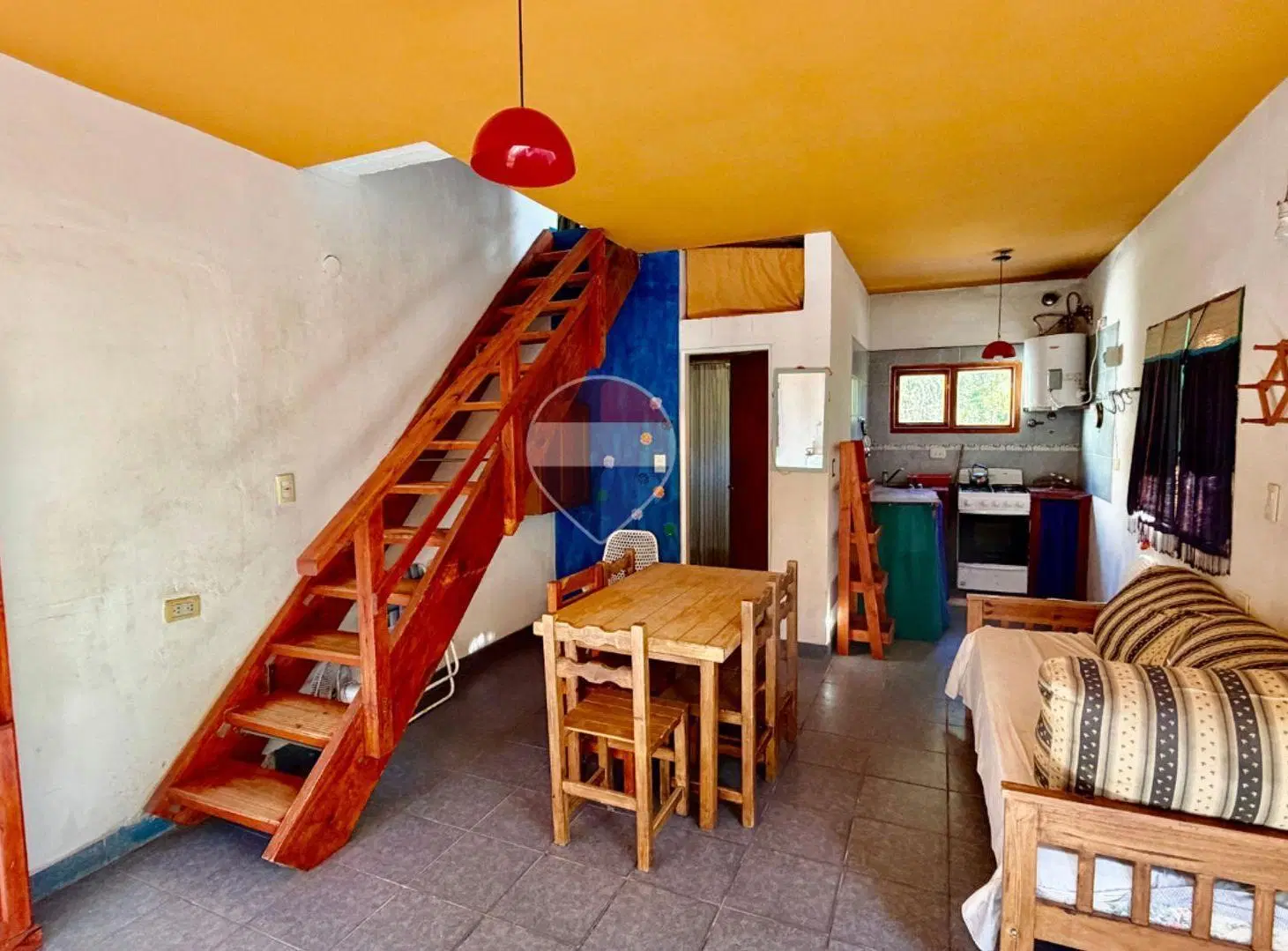 VENTA CASA CINCO AMBIENTES EN MAR AZUL 5