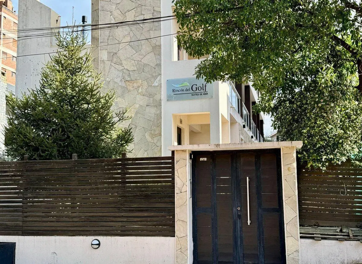 Depto 2 ambientes piscina climatizada Pinamar 8