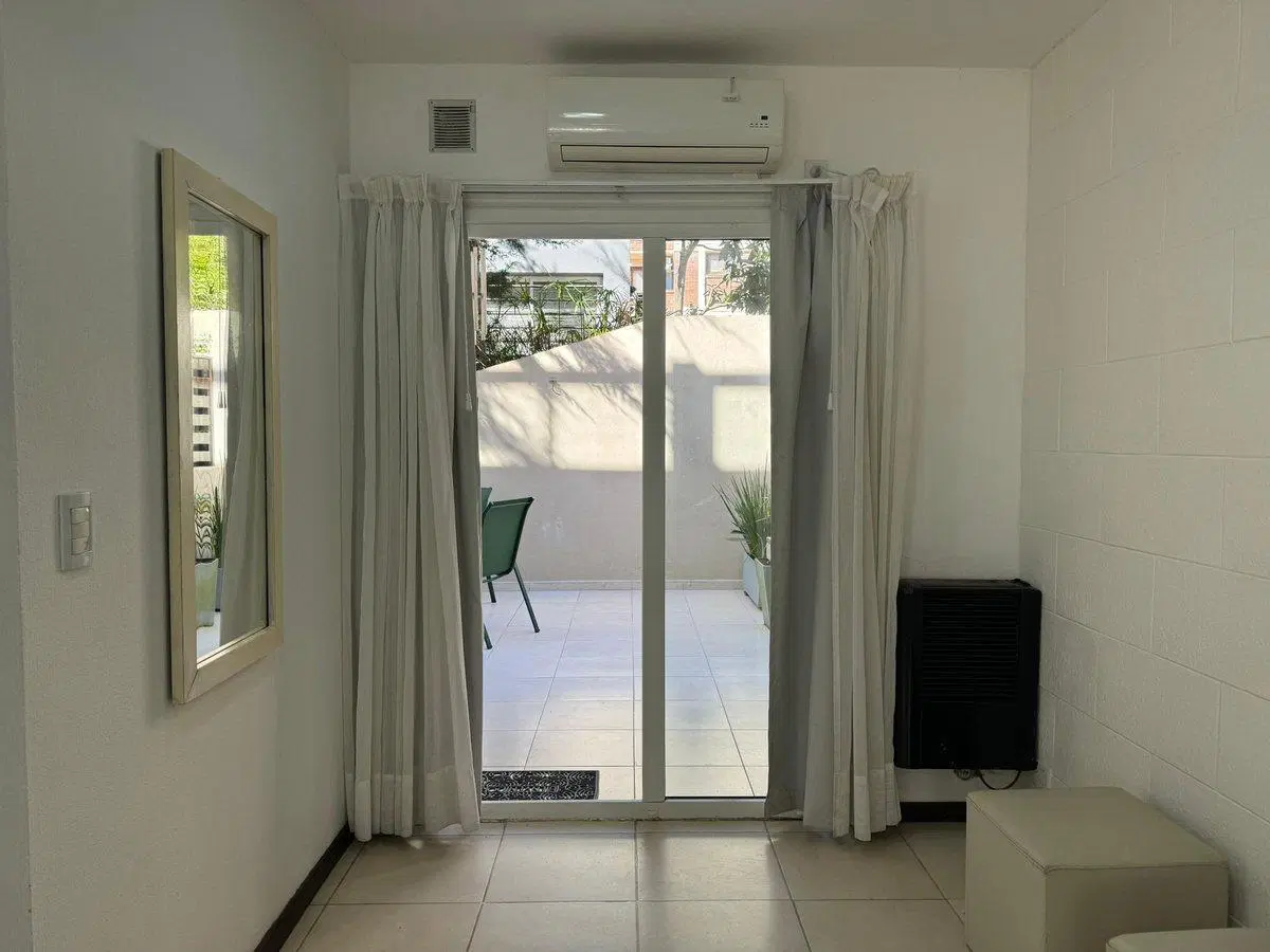 Depto 2 ambientes piscina climatizada Pinamar 3