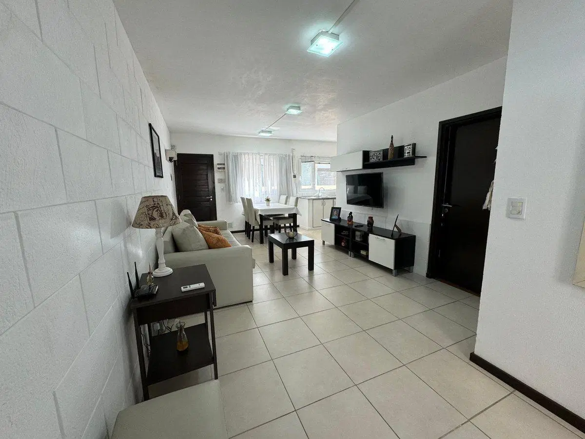 Depto 2 ambientes piscina climatizada Pinamar 4