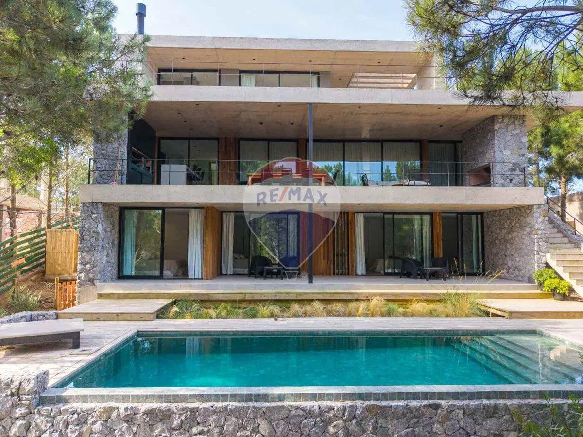 VENTA CASA COSTA ESMERALDA MAR 2