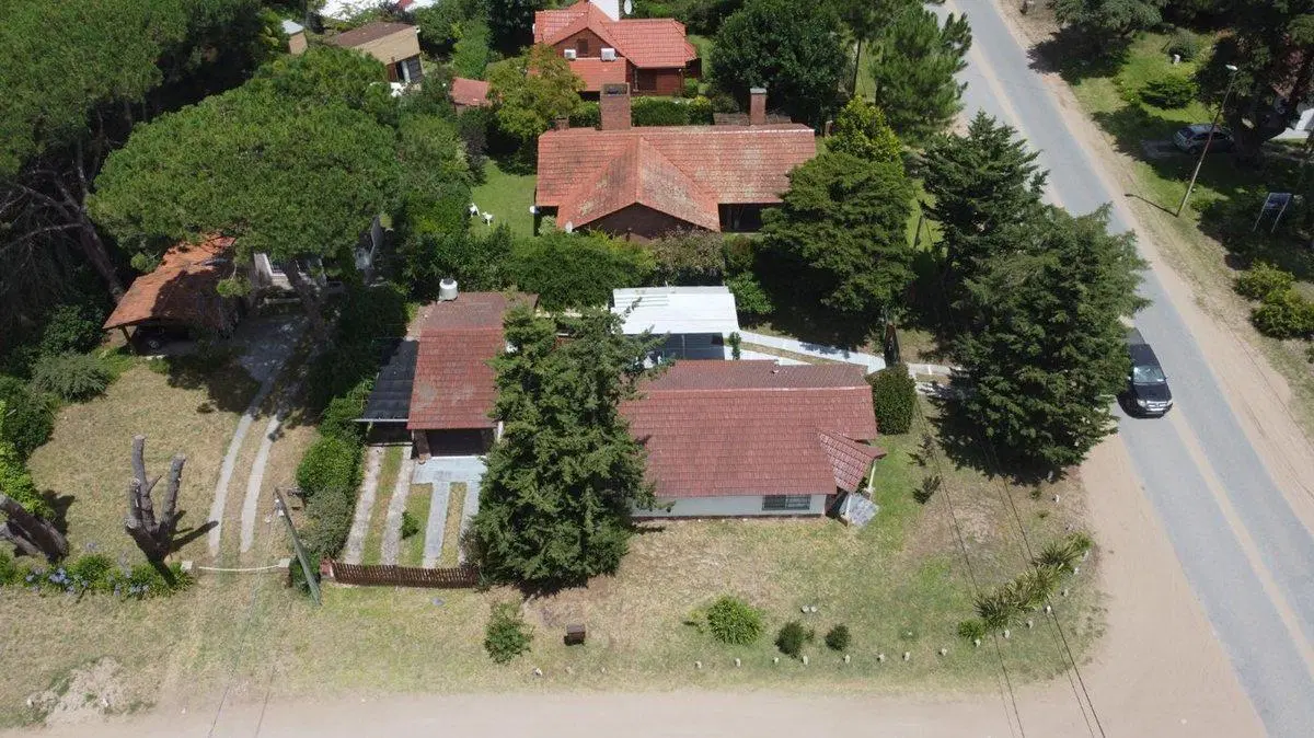 VENTA DE CASA EN VALERIA DEL MAR 2
