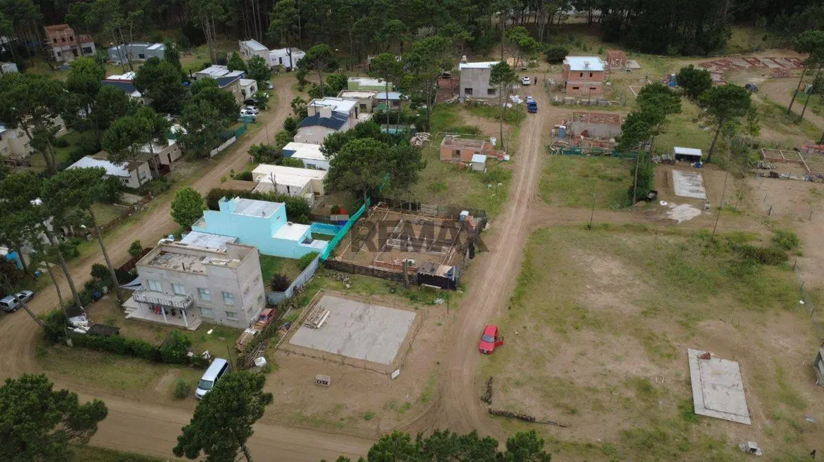 VENTA LOTE PINAMAR 8
