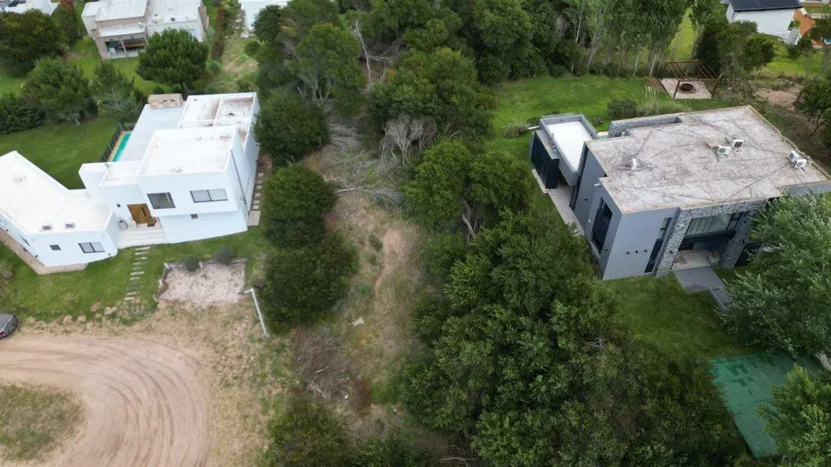 VENTA LOTE COSTA ESMERALDA 2