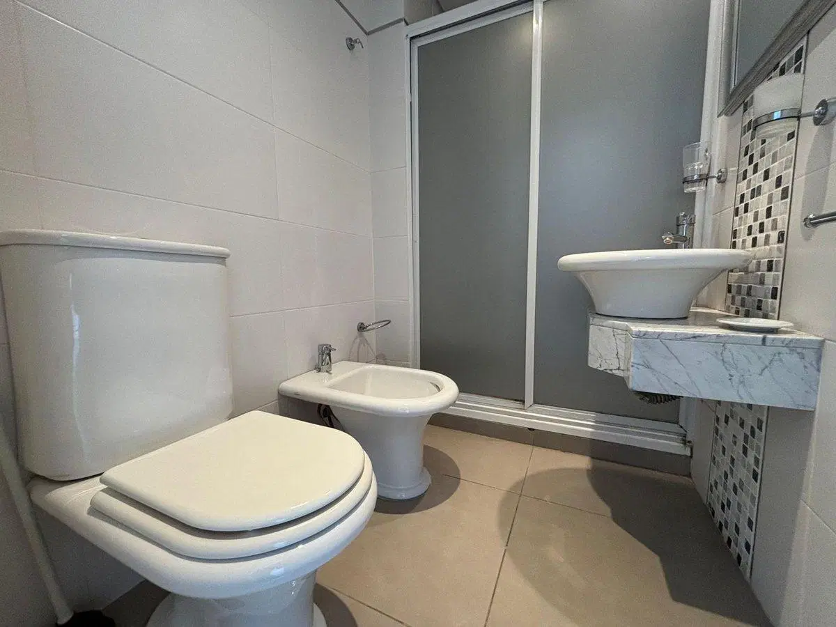 DEPARTAMENTO VENTA 2 AMBIENTES PINAMAR COCHERA 2