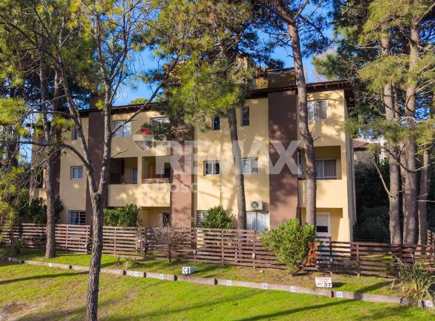 Departamento duplex con gas natural, Pinamar 3