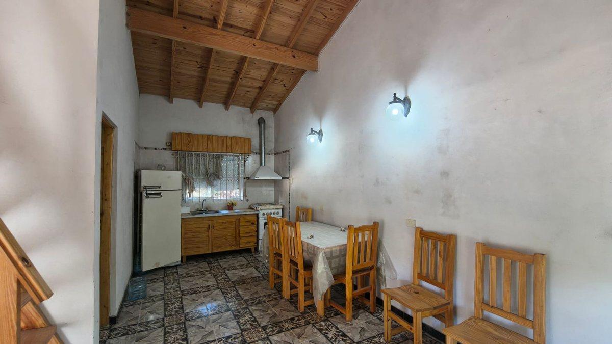 Foto de VENTA CASA 3AMB CON JARDIN Y COCHERA MAR DEL TUYU, imagen 2