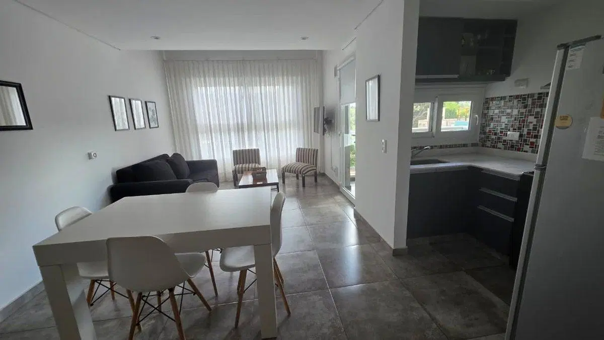 VENTA DE DEPARTAMENTO 2 AMBIENTES VALERIA DEL MAR 5