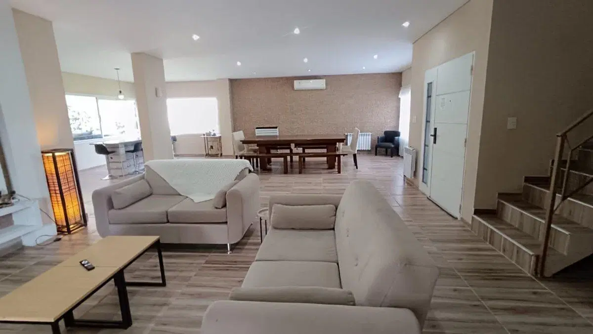 Venta casa Costa Esmeralda 4