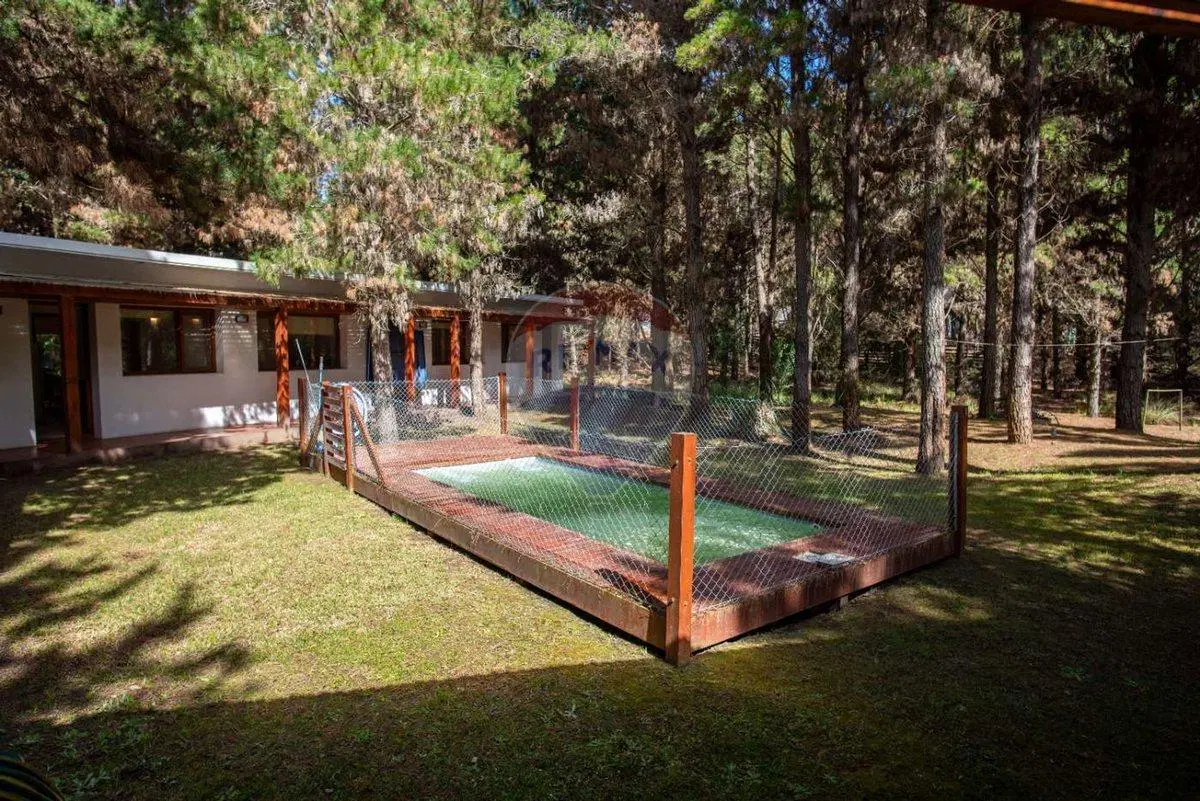 VENTA CASA COSTA ESMERALDA FONDO LIBRE Y PISCINA 8