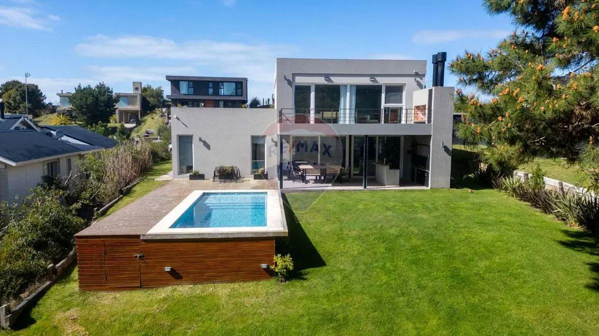 CASA EN VENTA COSTA ESMERALDA FONDO HOUSE DEPORTIV 8