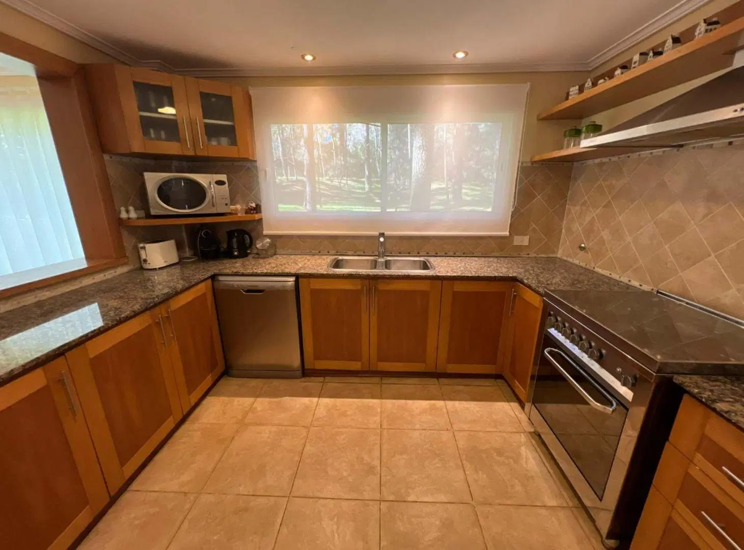 CASA en VENTA CARILO 5 AMBIENTES 8