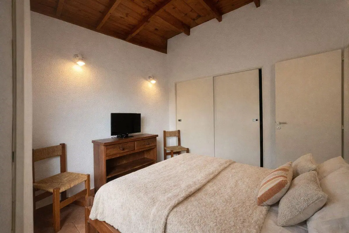 VENTA DE DUPLEX EN PINAMAR CON GAS NATURAL Y PATIO 2