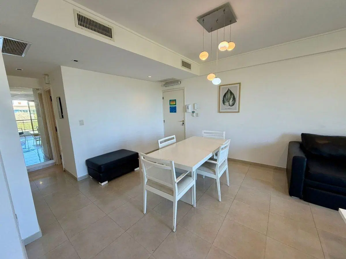 Venta departamento Pinamar con cochera y amenities 8