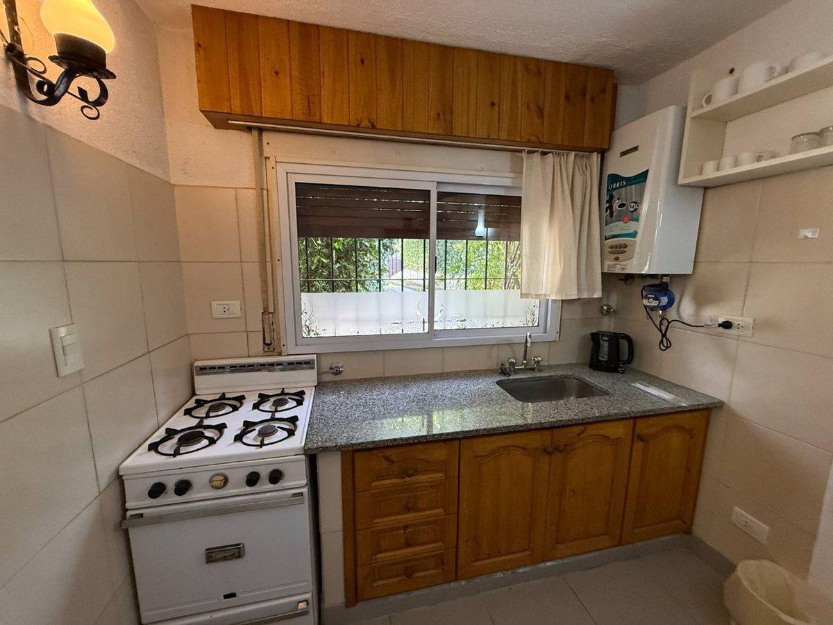 Foto de DEPARTAMENTO EN VENTA PLENO CENTRO VILLA GESELL, imagen 4