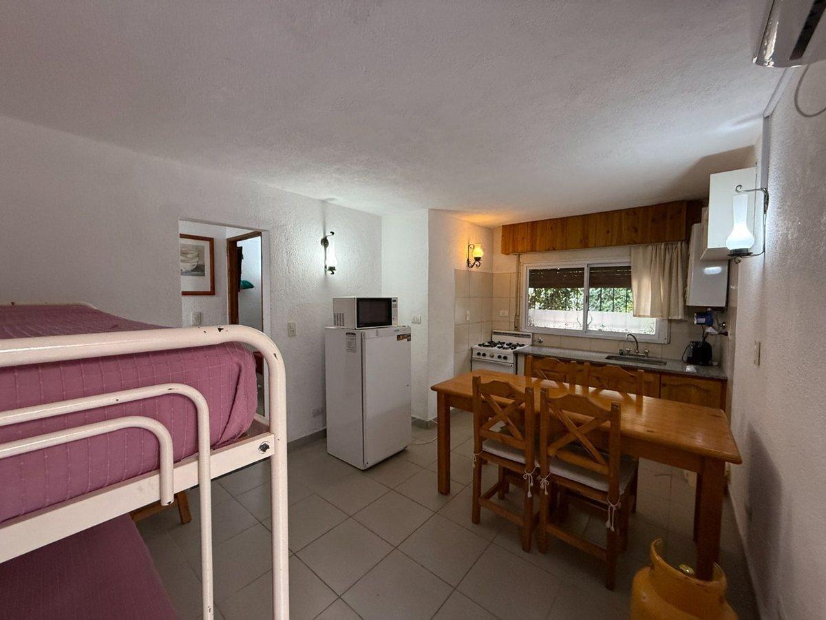 Foto de DEPARTAMENTO EN VENTA PLENO CENTRO VILLA GESELL, imagen 1