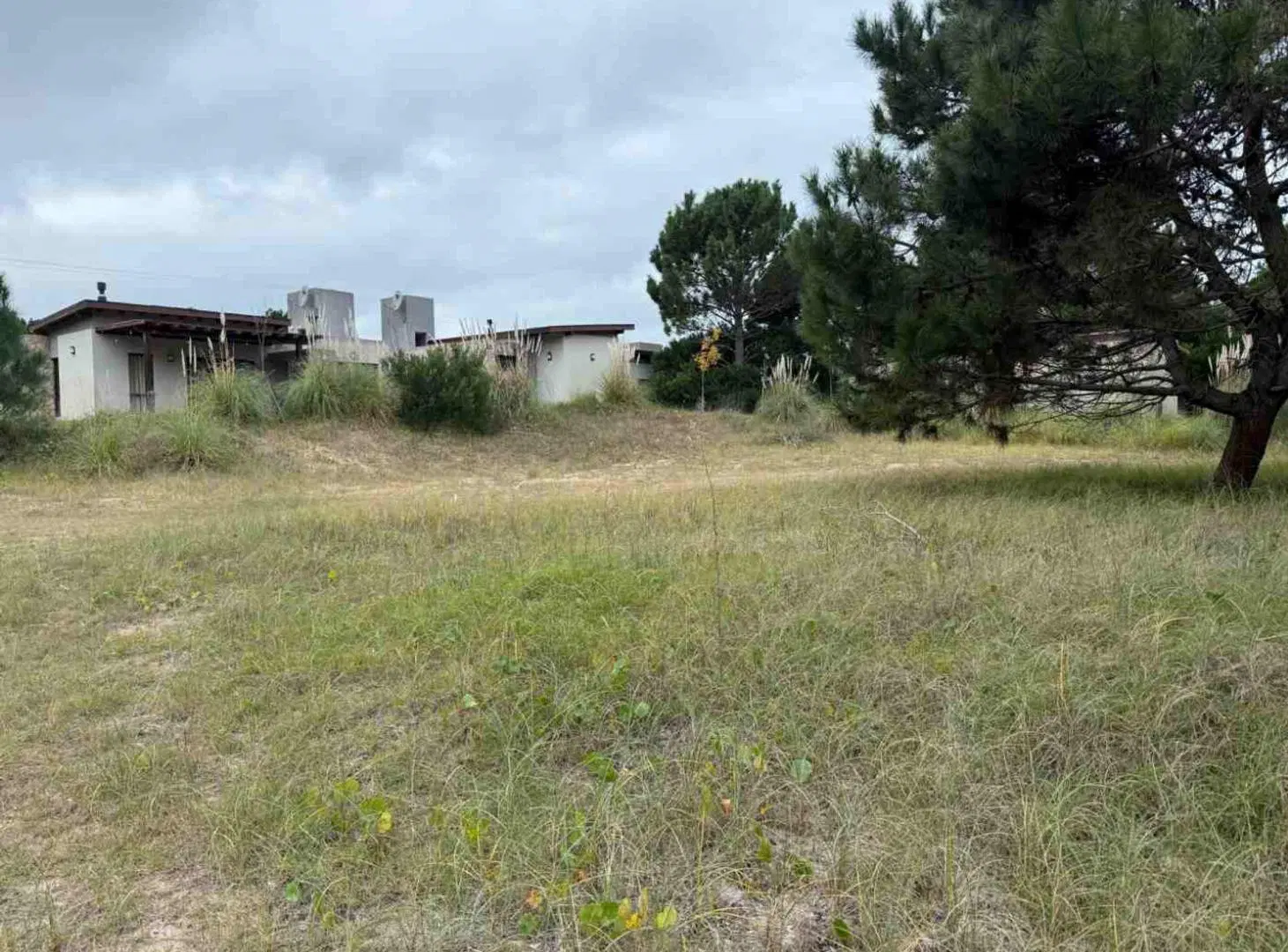 LOTE EN OPORTUNIDAD EN LAS GAVIOTAS 5