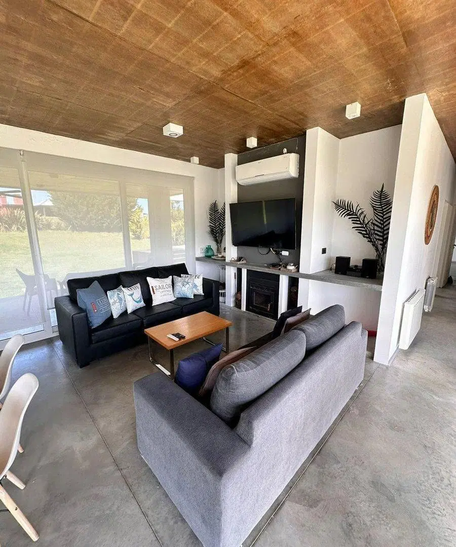 CASA EN VENTA COSTA ESMERALDA SECTOR DEPORTIVO 3